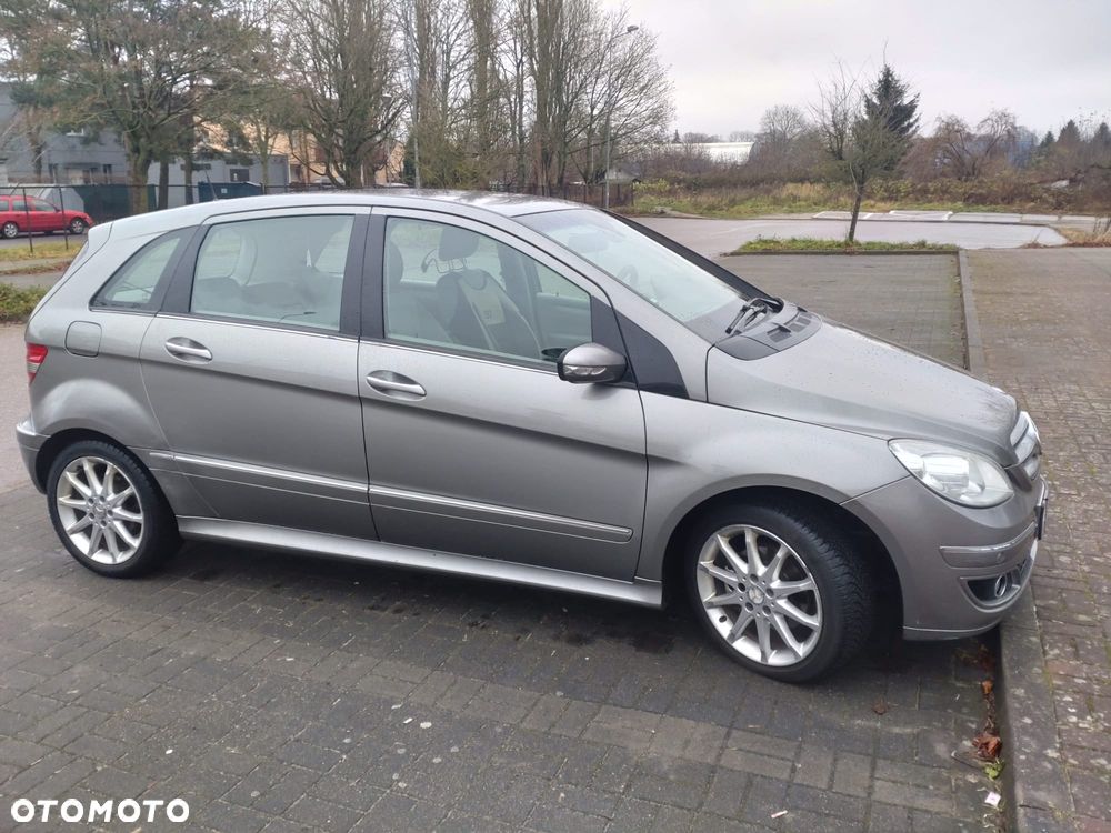 Mercedes-Benz Klasa B 180 CDI - 2