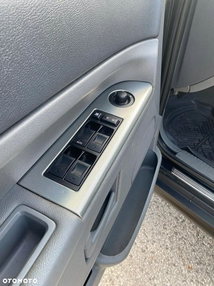 Jeep Grand Cherokee - 14