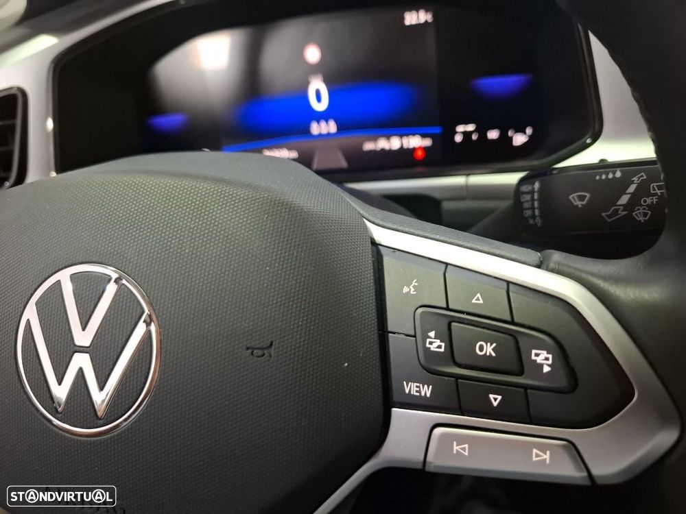 VW T-Roc 1.0 TSI Urban - 23