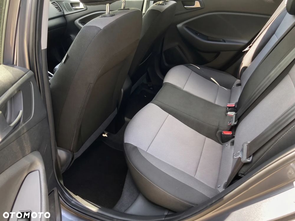 Hyundai i20 1.4 CRDi Premium - 8