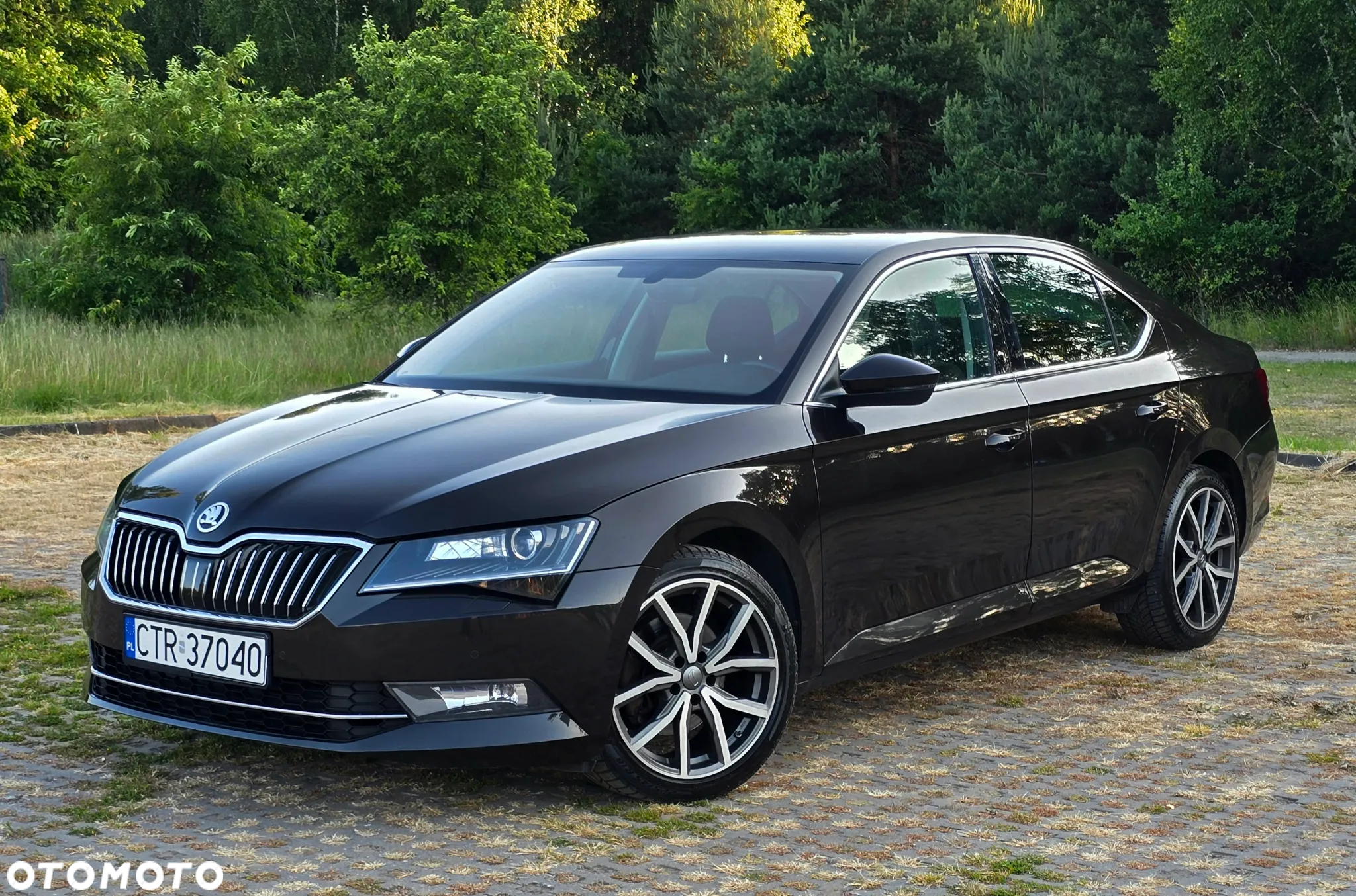 Skoda Superb 2.0 TDI Style DSG - 4