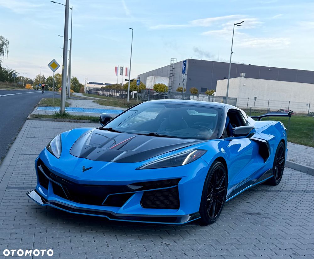 Chevrolet Corvette 2023 photo 3