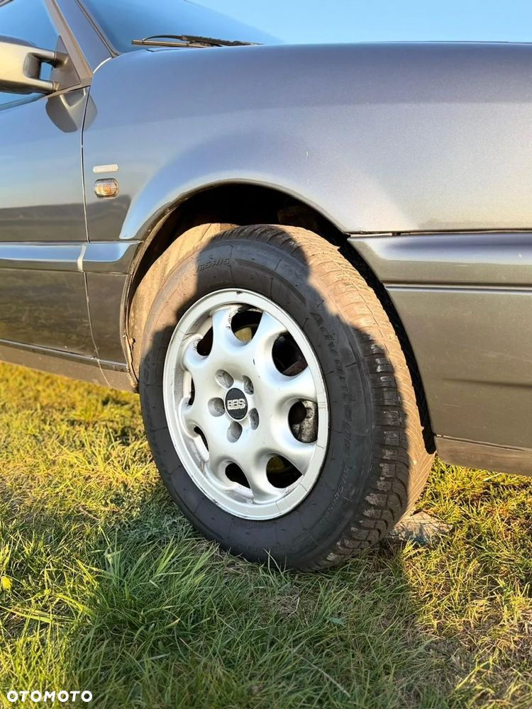 Volkswagen Passat - 8