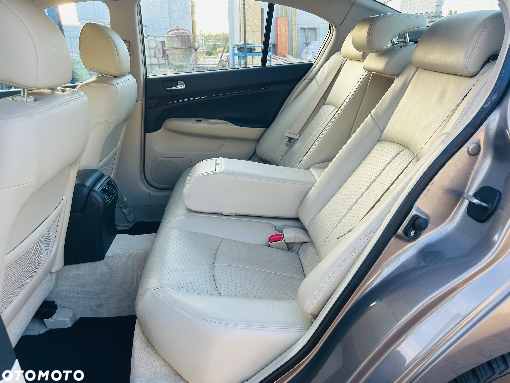 Infiniti G G37 AWD - 25