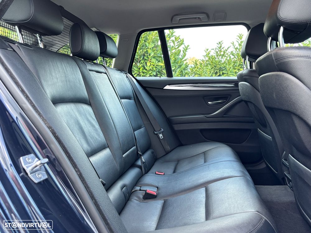 BMW 520 d Auto - 21