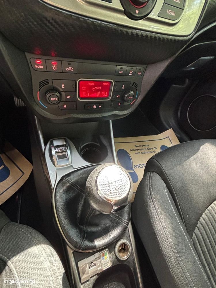 Alfa Romeo MiTo - 27