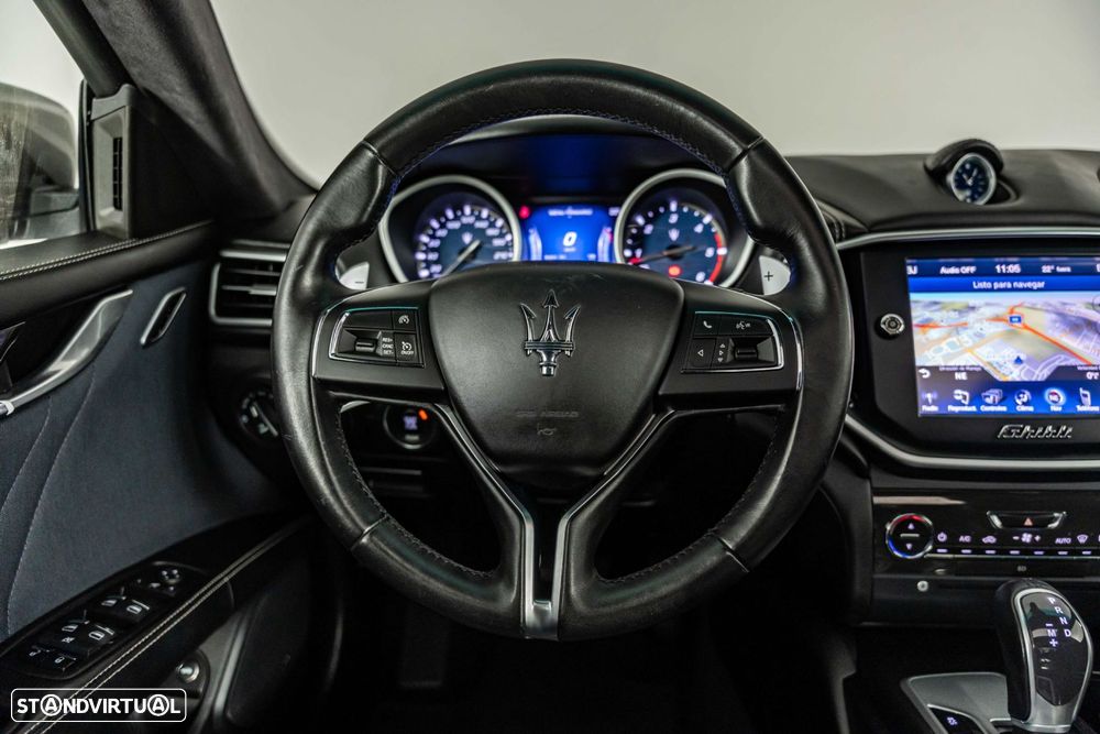 Maserati Ghibli 3.0 V6 GranLusso - 44