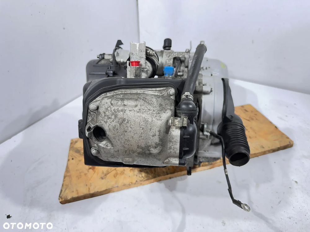 Silnik Piaggio Fly 125 17.473 km - 8