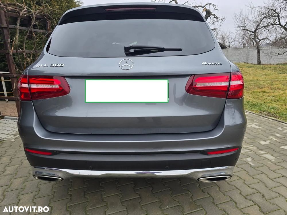 Mercedes-Benz GLC - 6