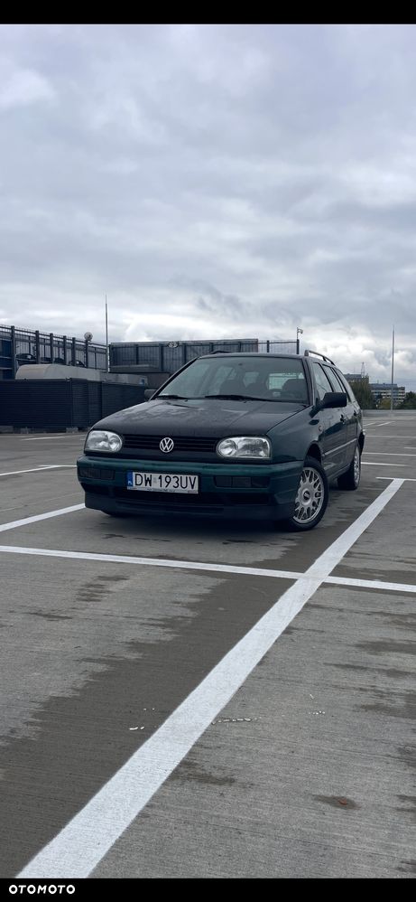 Volkswagen Golf 1.9 CL TDI - 17