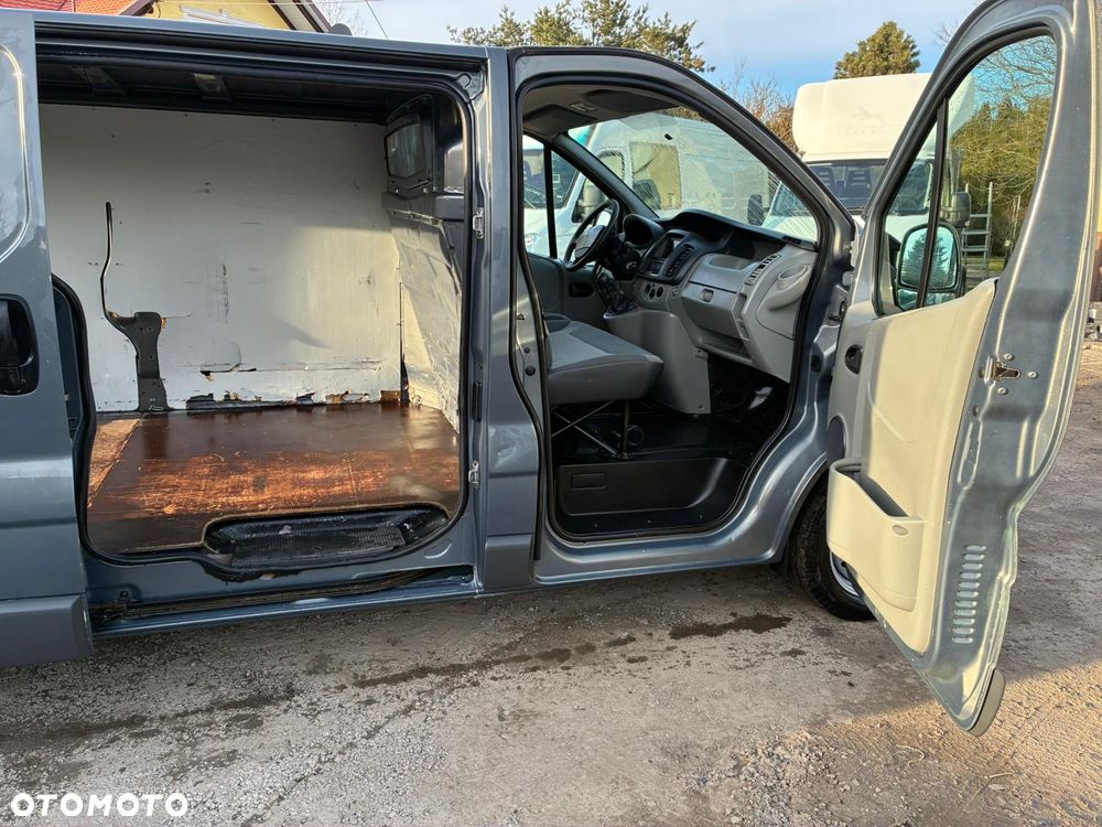 Renault Trafic - 6