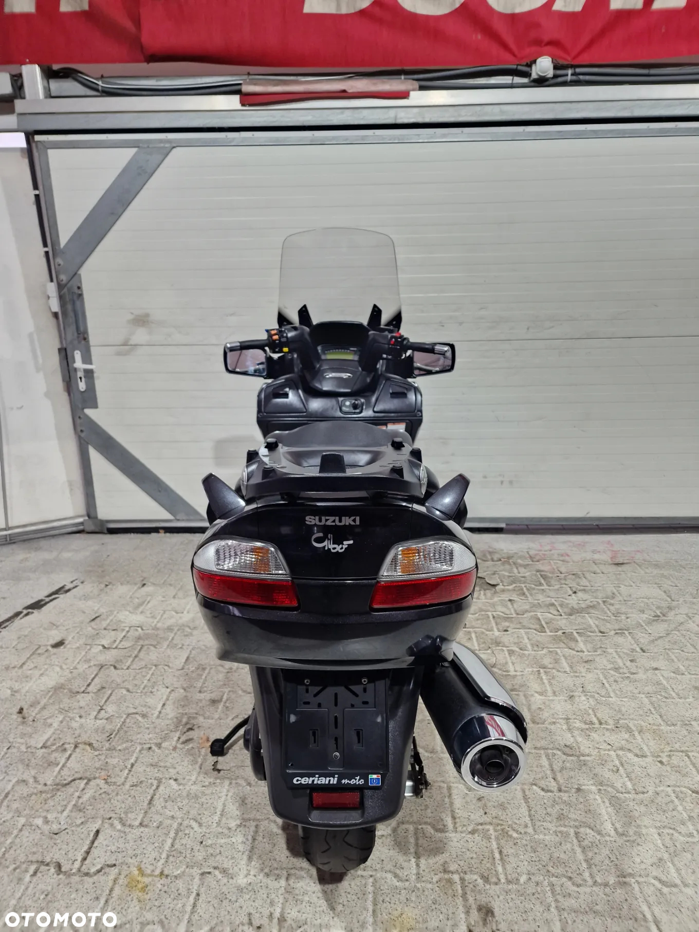 Suzuki Burgman - 26