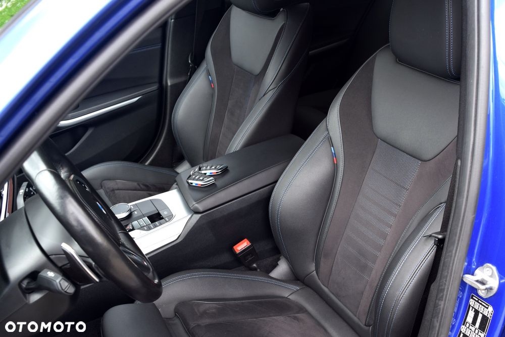 BMW Seria 3 320d xDrive M Sport sport - 18