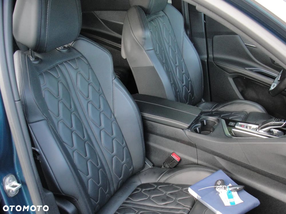 Peugeot 5008 1.2 PureTech GT Pack S&S EAT8 - 8