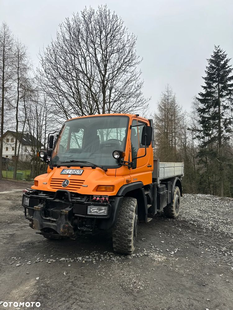 Mercedes-Benz Unimog U400 - 1