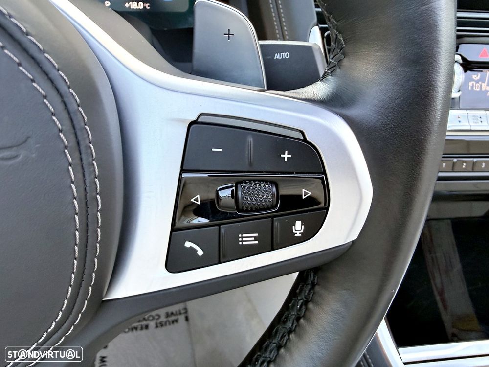 BMW 840 i xDrive - 17