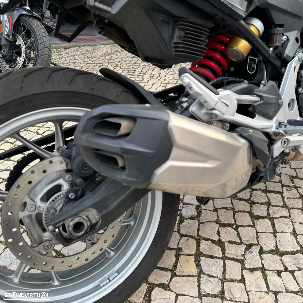 BMW F 900 R - 11