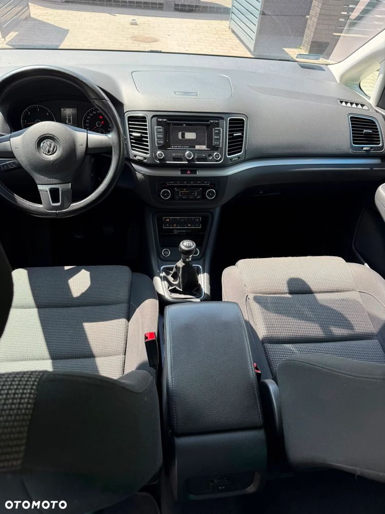 Volkswagen Sharan 2.0 TDI Comfortline - 11