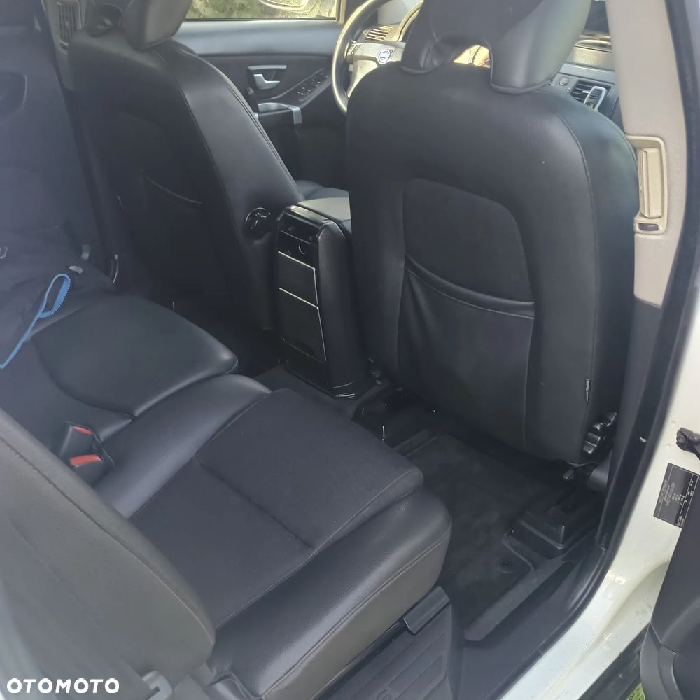 Volvo XC 90 D5 Kinetic - 27