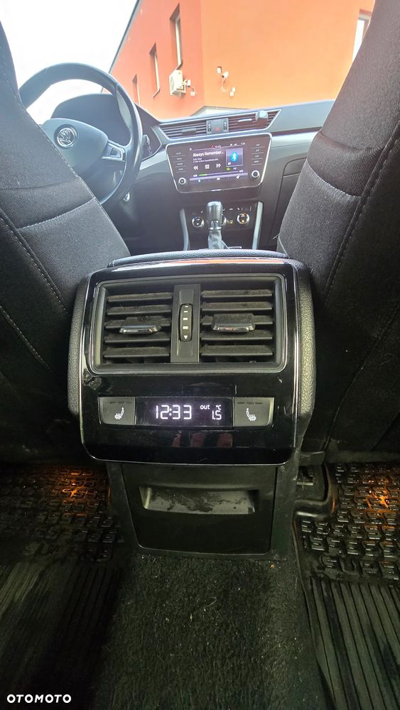 Skoda Superb 2.0 TSI Style DSG - 11