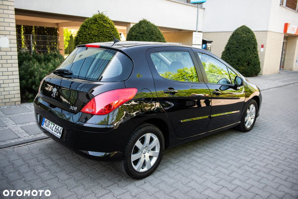 Peugeot 308 HDi FAP 135 Platinum - 12