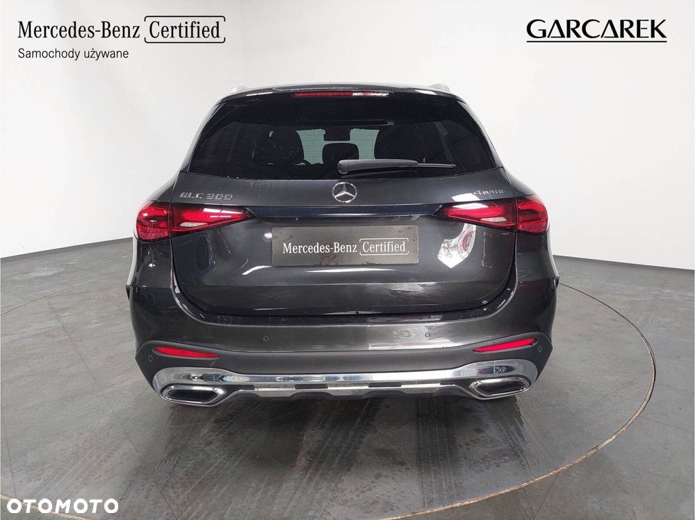 Mercedes-Benz GLC - 7