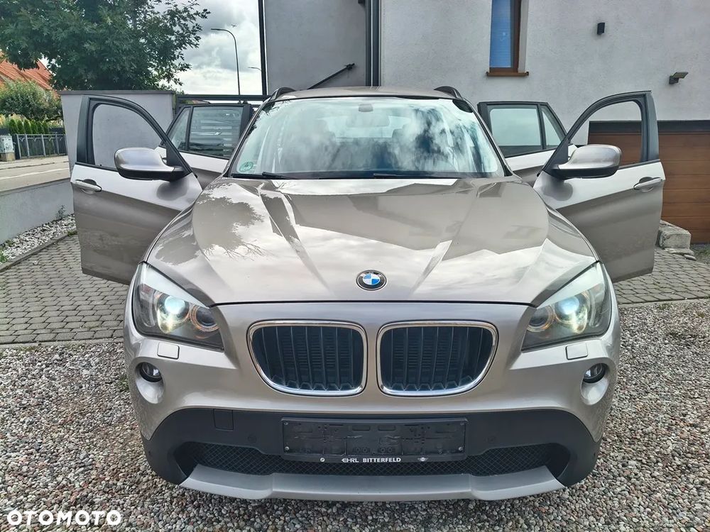 BMW X1 xDrive18d - 9