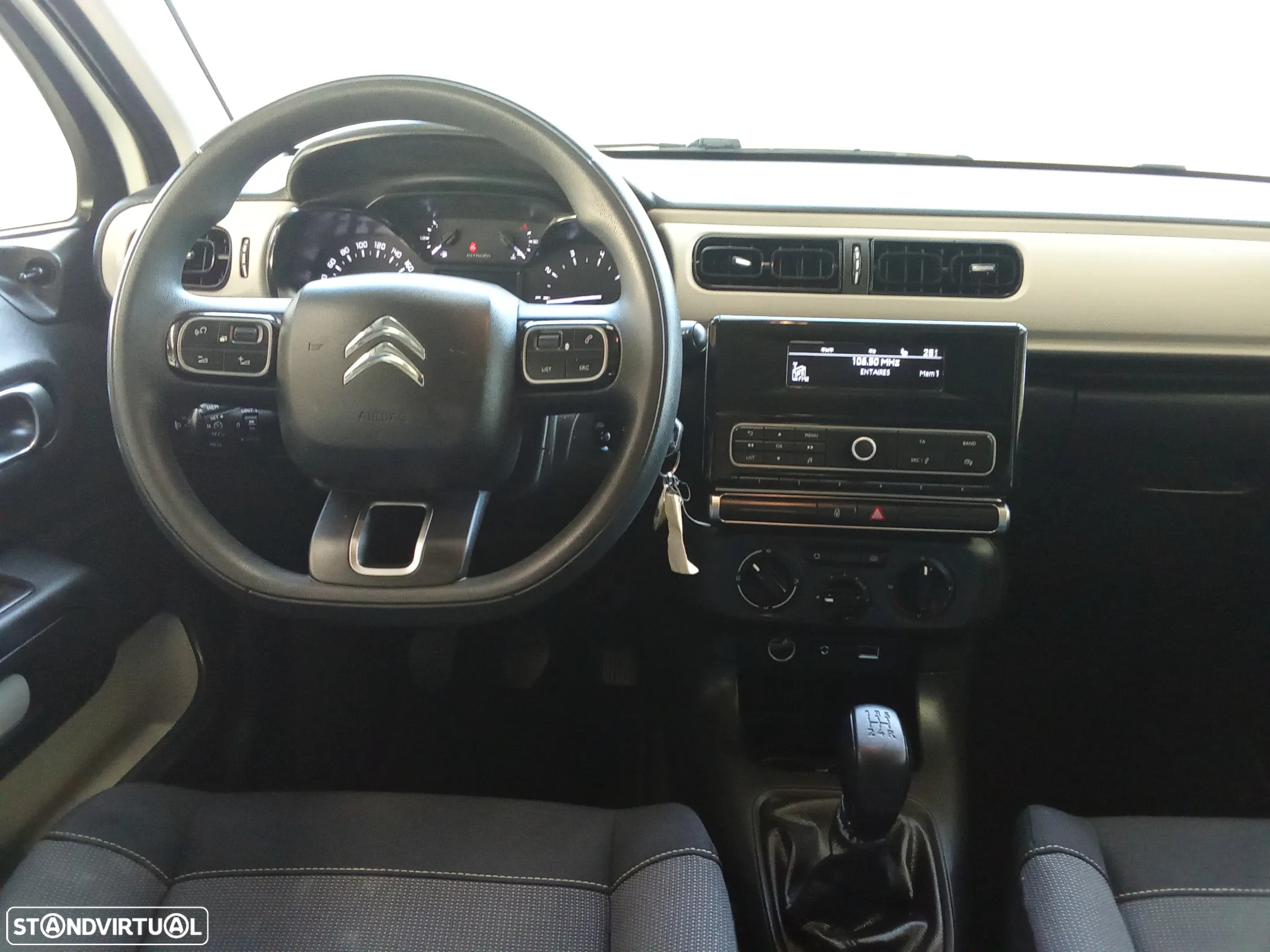 Citroën C3 1.2 PureTech Live - 3