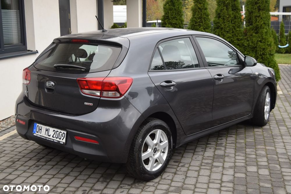 Kia Rio 2017 photo 5
