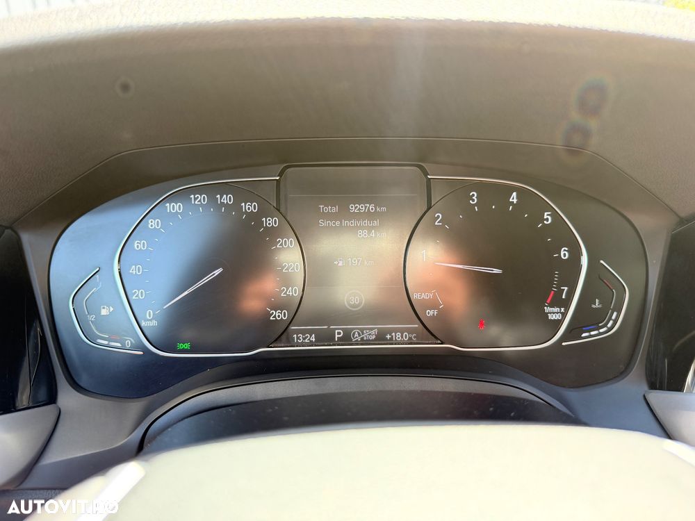 BMW Seria 3 320i AT - 25