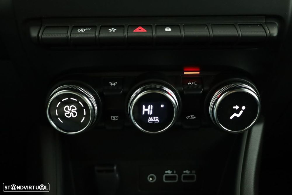 Renault Captur 1.0 TCe Techno Bi-Fuel - 13