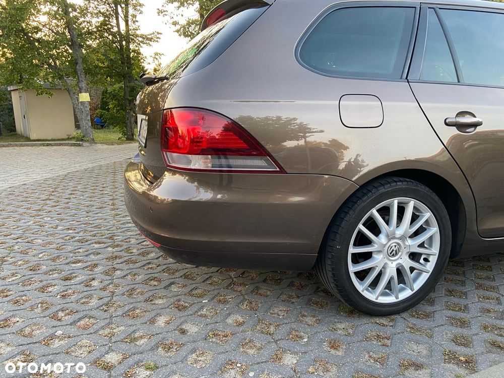 Volkswagen Golf 2.0 TDI DPF DSG MATCH - 13