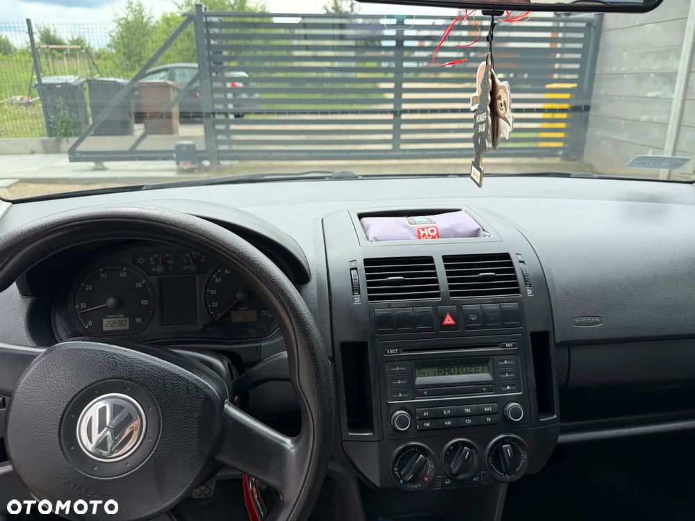 Volkswagen Polo 1.2 Basis - 2