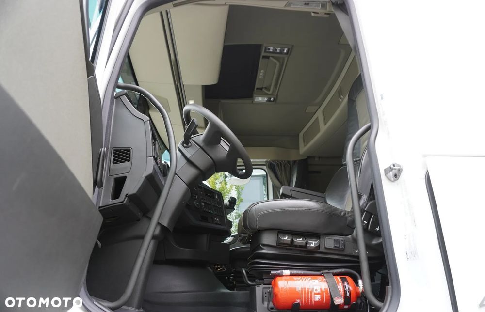 Volvo FH 460 / Chłodnia Krone 23 EPAL! / Carrier Supra 1250 MT Silent / Multitemperatura / oś skrętna - 16