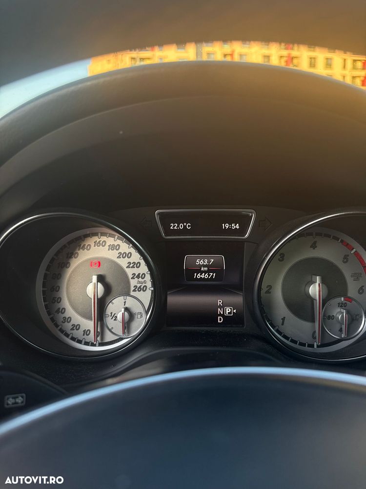 Mercedes-Benz CLA 200 - 7