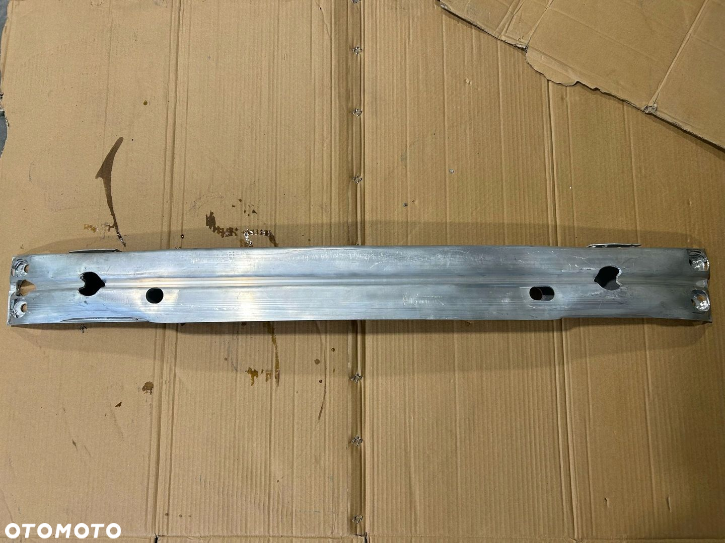 VOLVO V40 II 2012-2019 BELKA PRZOD PRZEDNIA WZMOCNIENIE - 3