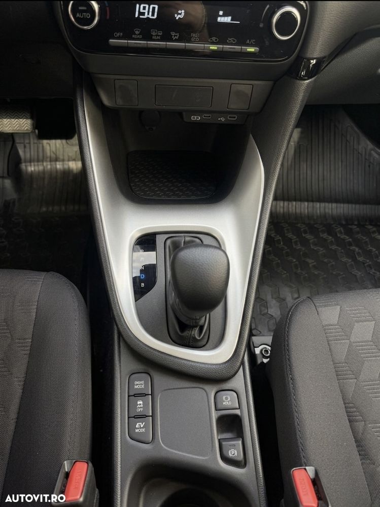 Toyota Yaris 1.5 116 CP HEV Eco - 21