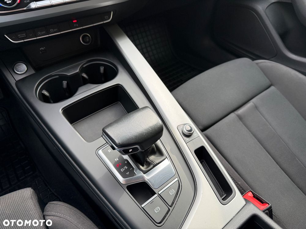 Audi A4 Limousine 40 TFSI mHEV S tronic - 26