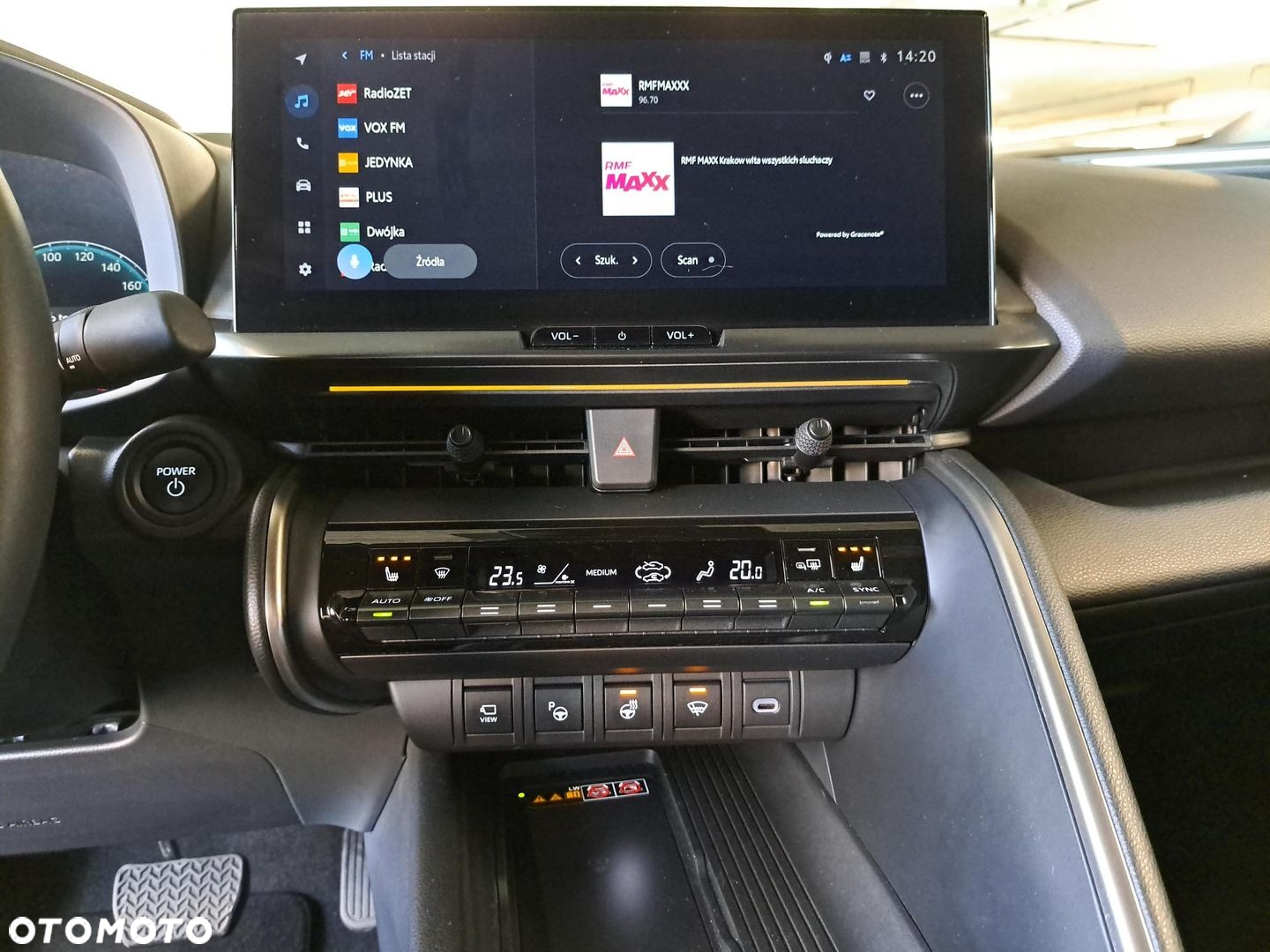 Toyota C-HR - 18