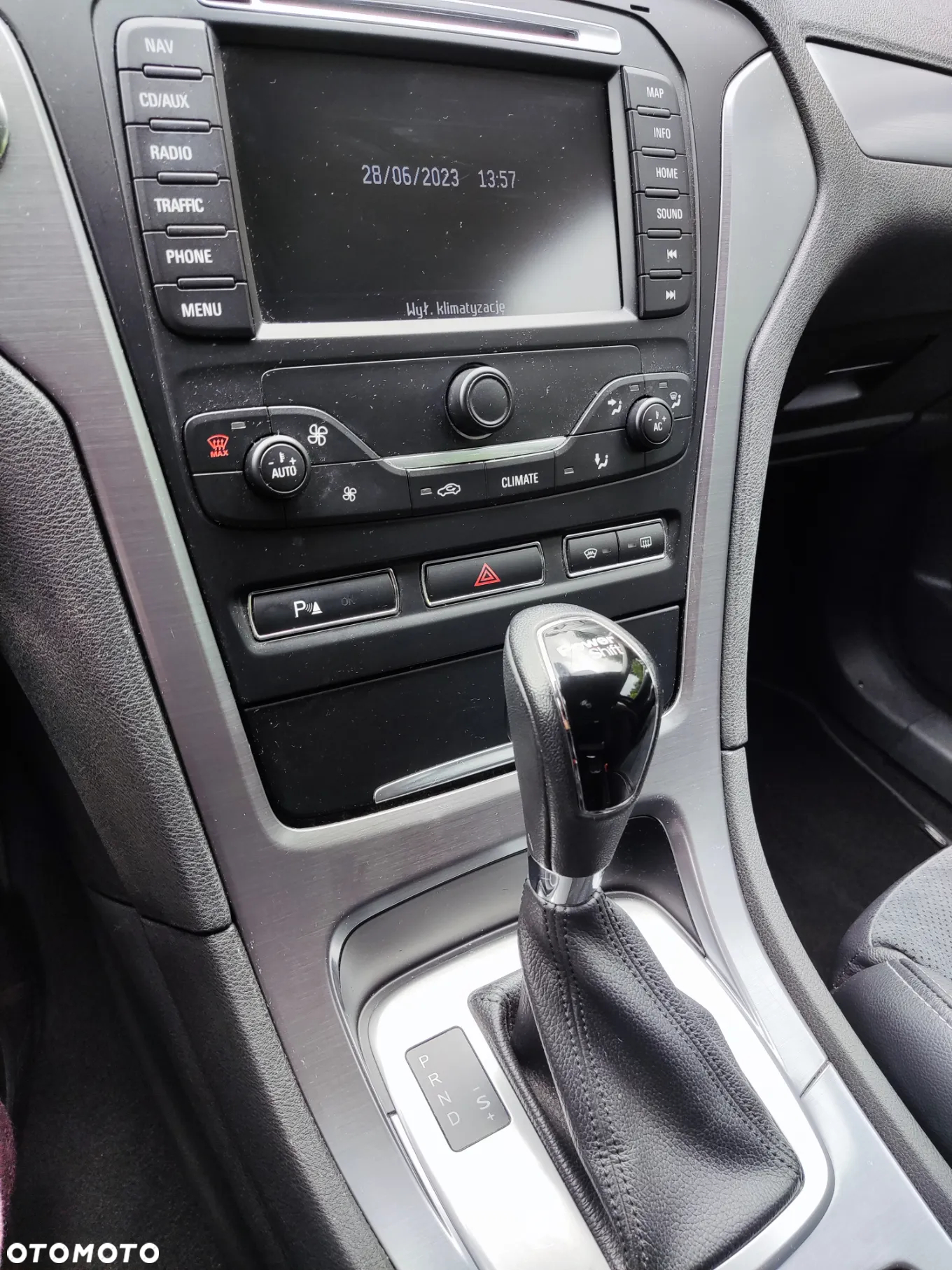 Ford Mondeo 2.0 TDCi Titanium - 23