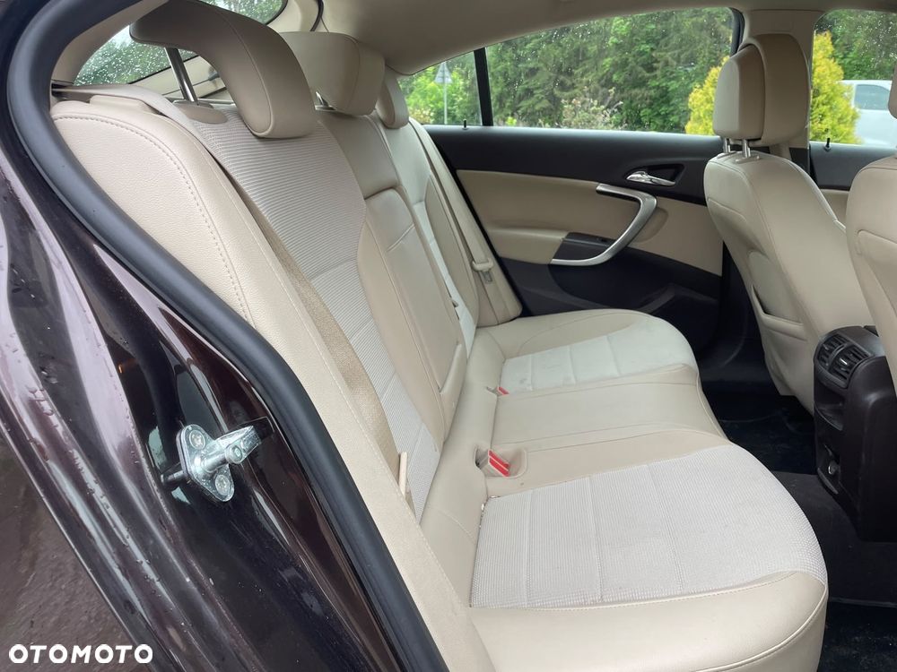 Opel Insignia - 8