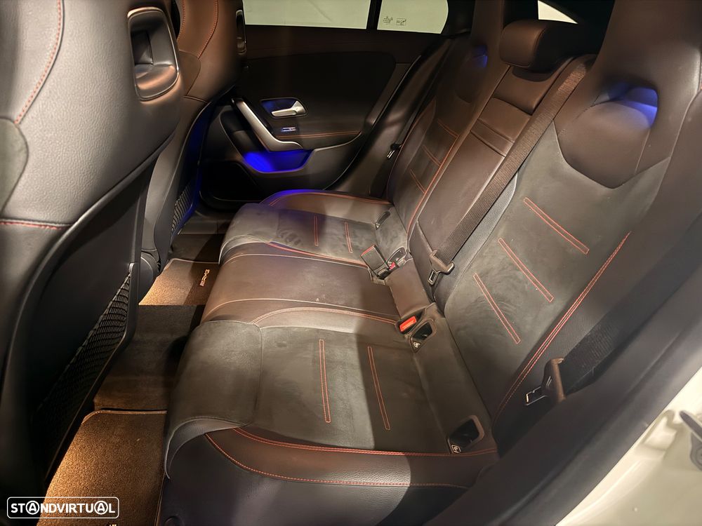 Mercedes-Benz CLA 200 d 8G-DCT AMG Line Advanced Plus - 17