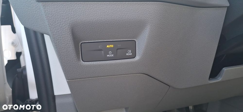 Volkswagen Crafter - 32