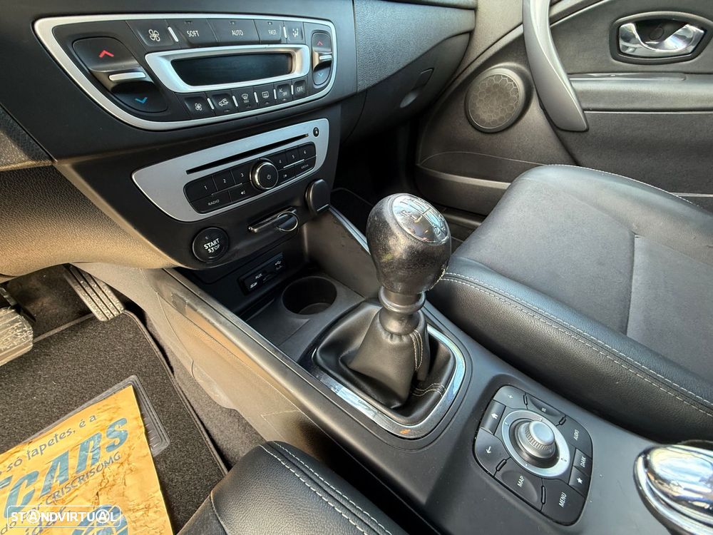 Renault Mégane Sport Tourer 1.5 dCi Dynamique - 20