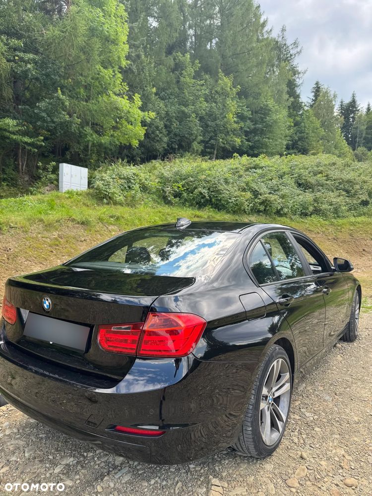 BMW Seria 3 316i - 5