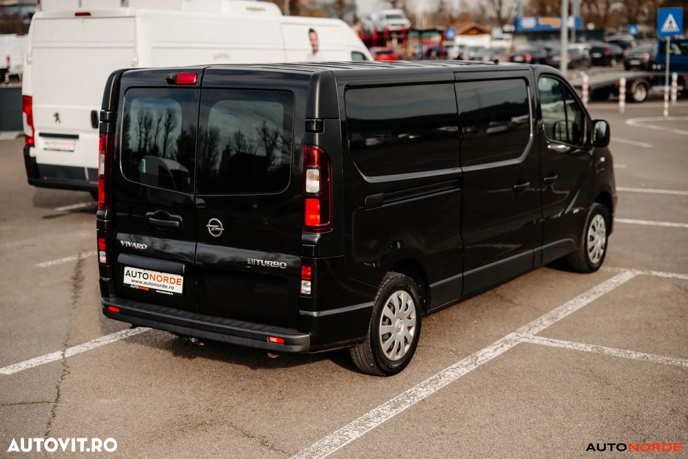 Opel VIVARO - 11