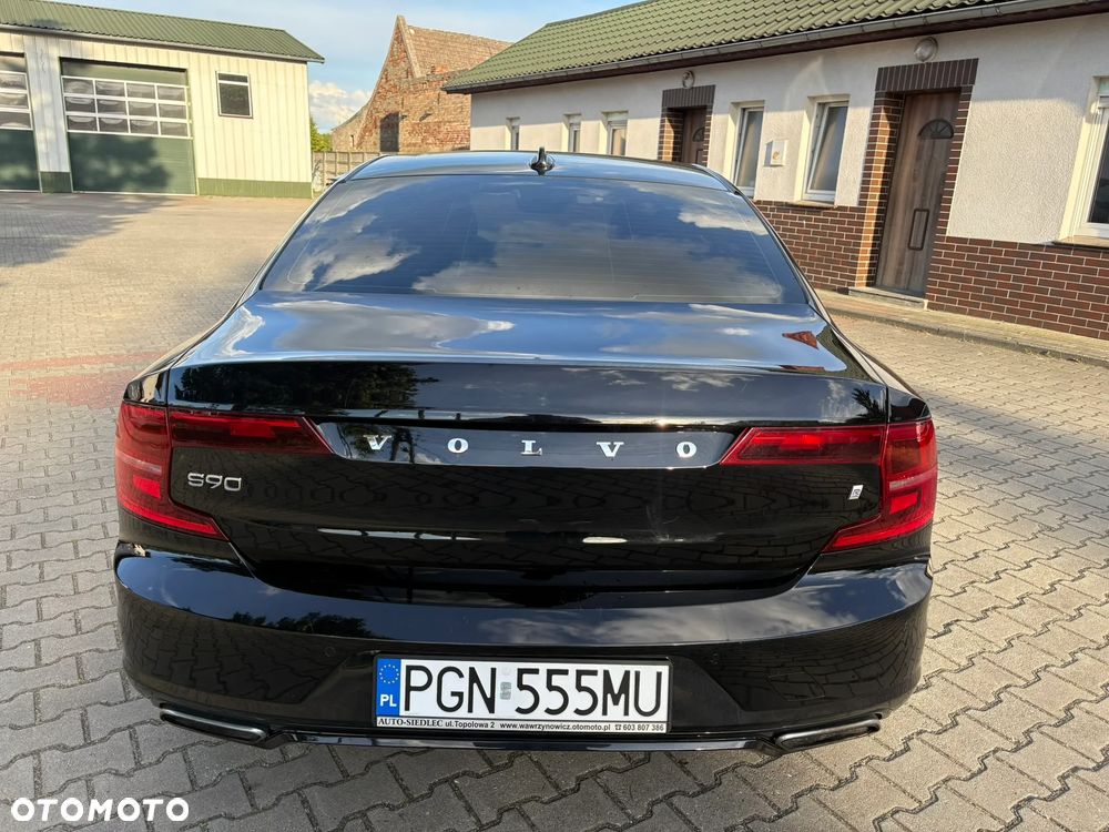 Volvo S90 D3 R-Design - 4