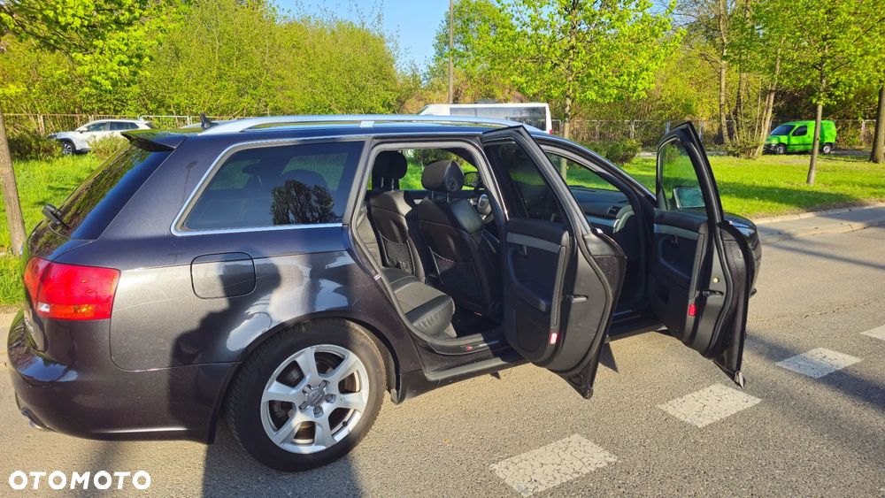 Audi A4 Avant 2.0 TDI DPF quattro S line Sportpaket (plus) - 11