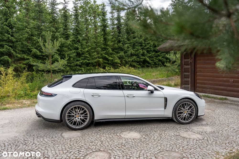 Porsche Panamera 4 Platinum Edition - 15