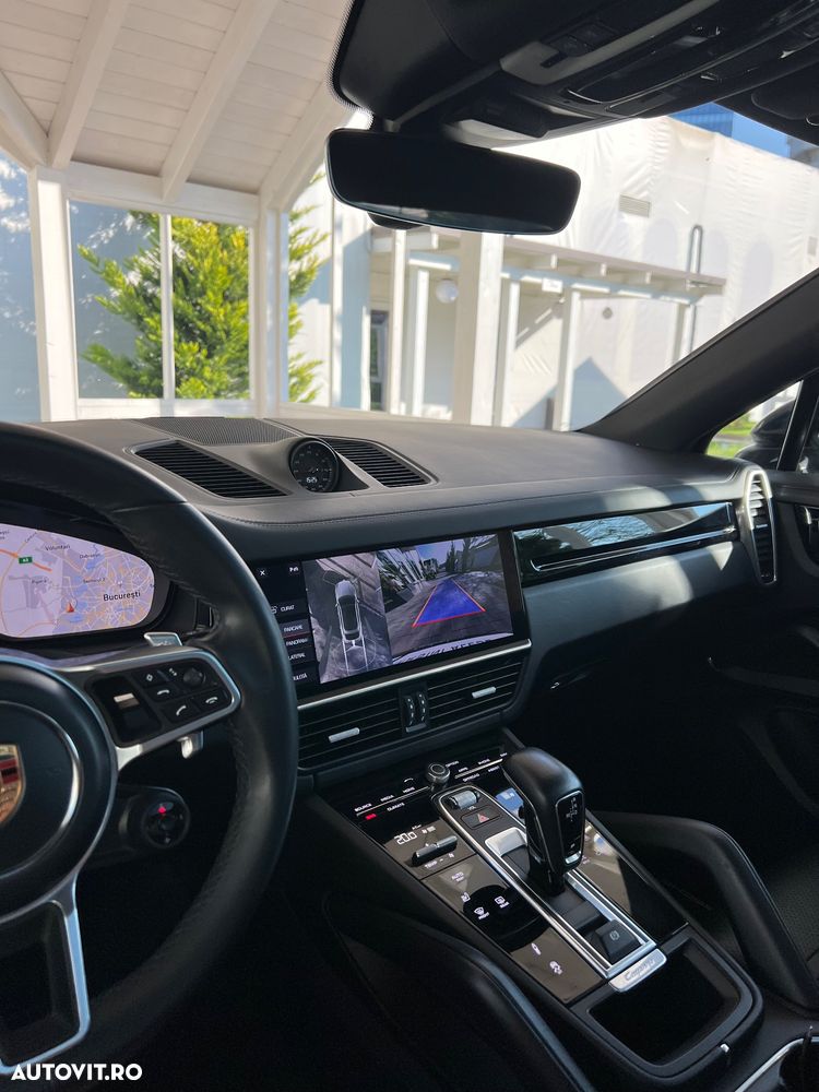 Porsche Cayenne Coupe - 40